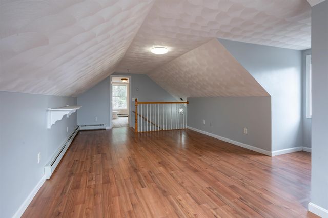 27 Red Squirrel Lane, Chester, NH 03036