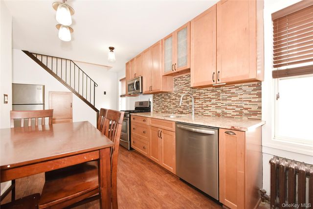 524 Central Avenue, Bethpage, NY 11714