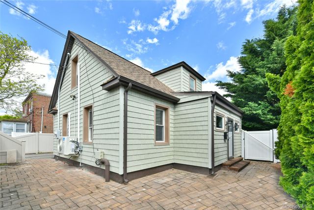 524 Central Avenue, Bethpage, NY 11714
