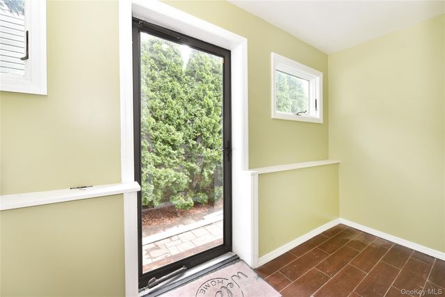 524 Central Avenue, Bethpage, NY 11714