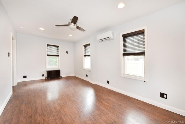 524 Central Avenue, Bethpage, NY 11714