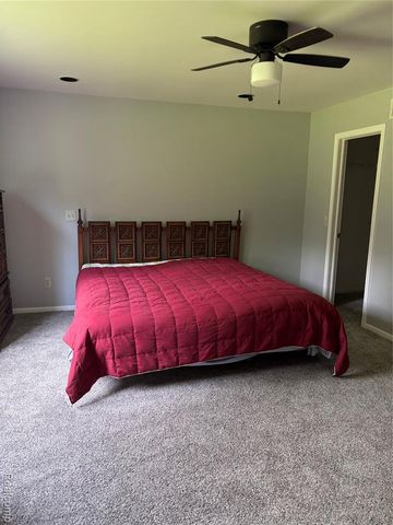 268 Jonathon Drive, Almont, MI 48003