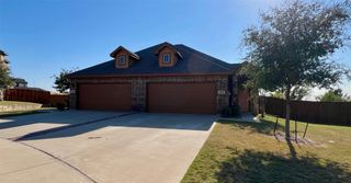 1048 W Sierra Vista Court, Midlothian, TX 76065