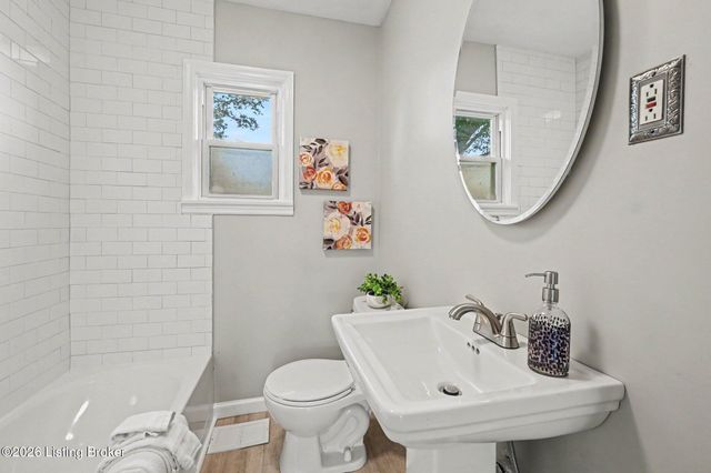 6101 Terry Rd, Louisville, KY 40258