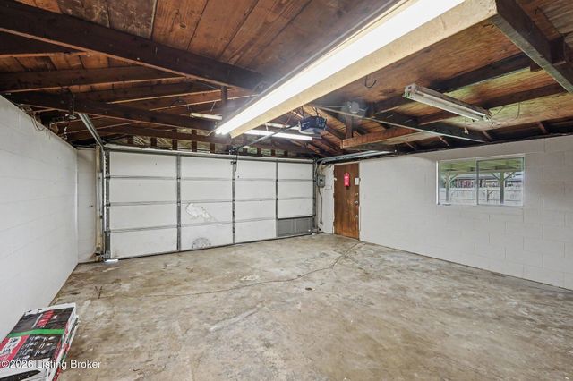 6101 Terry Rd, Louisville, KY 40258