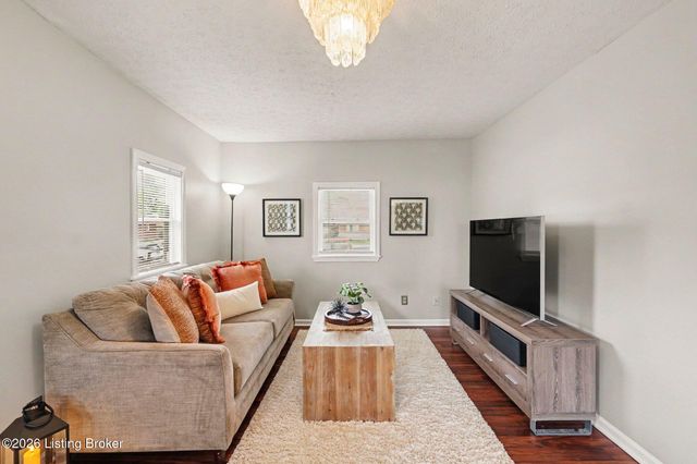 6101 Terry Rd, Louisville, KY 40258