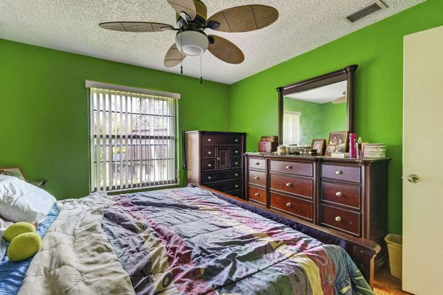 2539 NW 99th Avenue, Coral Springs, FL 33065