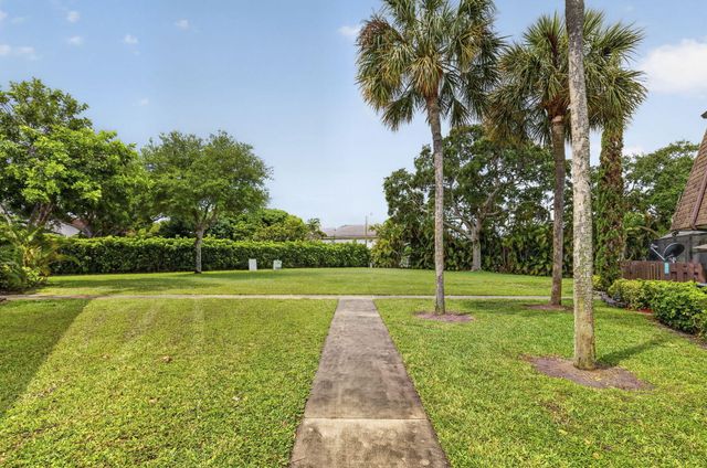 2539 NW 99th Avenue, Coral Springs, FL 33065