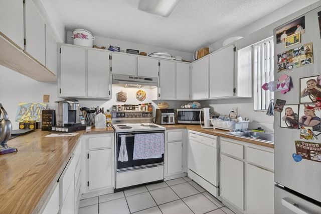2539 NW 99th Avenue, Coral Springs, FL 33065