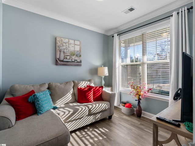 318 Barnhill Court, Greenville, SC 29617