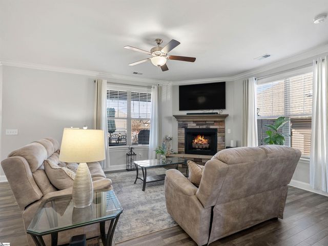 318 Barnhill Court, Greenville, SC 29617