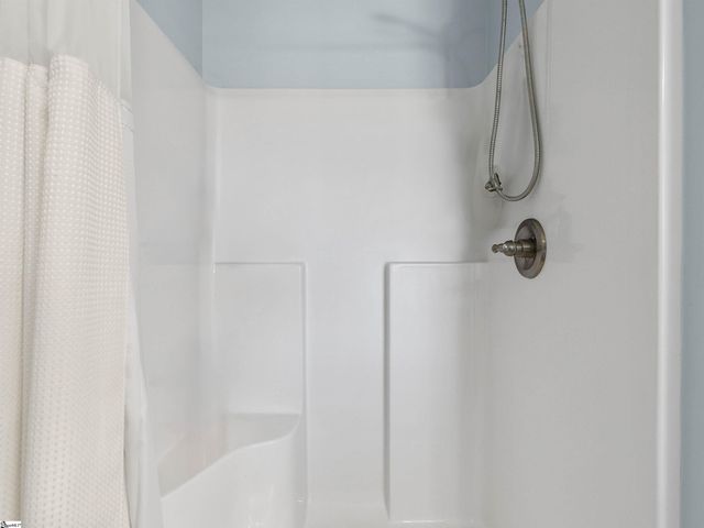 318 Barnhill Court, Greenville, SC 29617