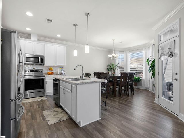 318 Barnhill Court, Greenville, SC 29617