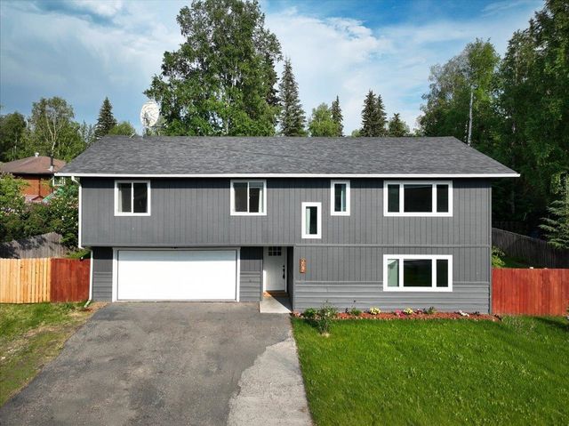 207 STEELHEAD ROAD, Fairbanks, AK 99709