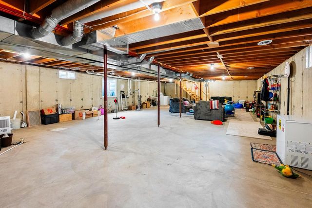 N16219 State Road 93, Galesville, WI 54630