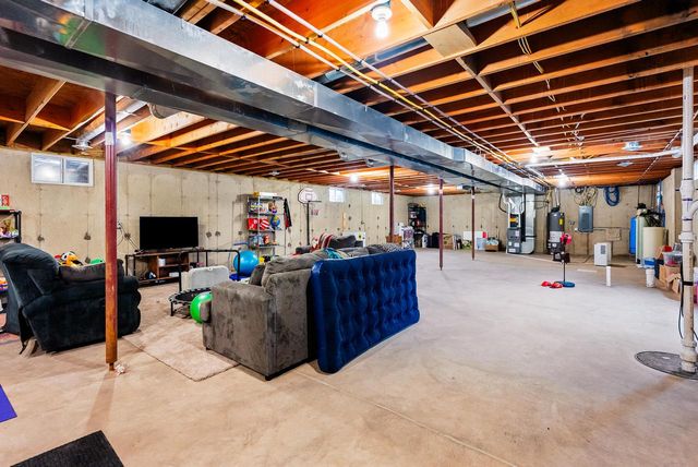 N16219 State Road 93, Galesville, WI 54630