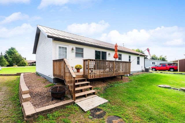 N16219 State Road 93, Galesville, WI 54630