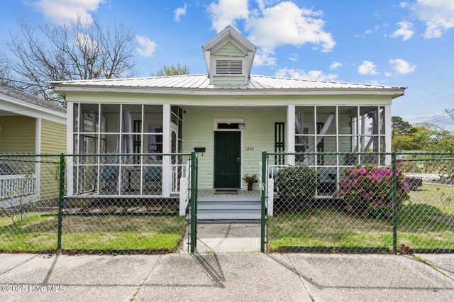 1204 Castle Street, Wilmington, NC 28401