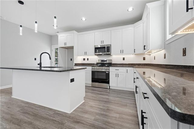 9605 12th Bay ST, Norfolk, VA 23518