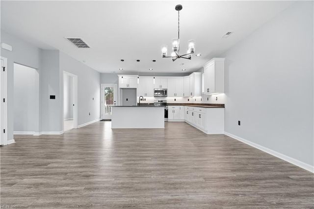 9605 12th Bay ST, Norfolk, VA 23518