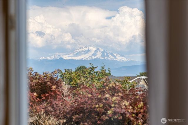 5928 Foxtail Court, Ferndale, WA 98248