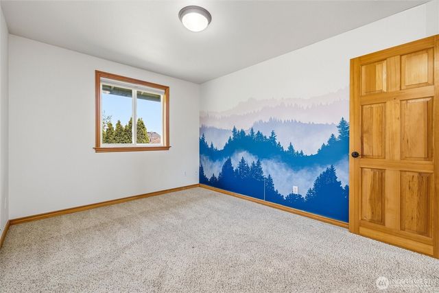 5928 Foxtail Court, Ferndale, WA 98248