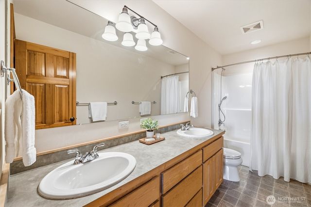 5928 Foxtail Court, Ferndale, WA 98248