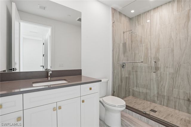 4810 Pelican Colony 403, Bonita Springs, FL 34134