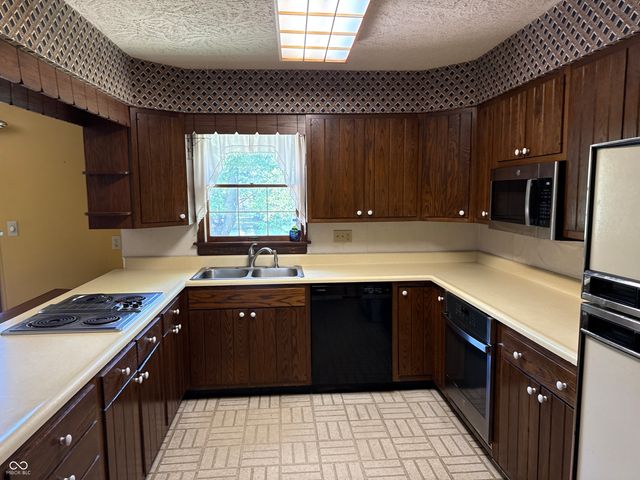 3048 Lakewood Drive, Indianapolis, IN 46234