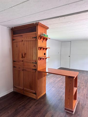 28 E Whippoorwill Lane, Trinity, TX 75862