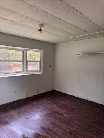 28 E Whippoorwill Lane, Trinity, TX 75862