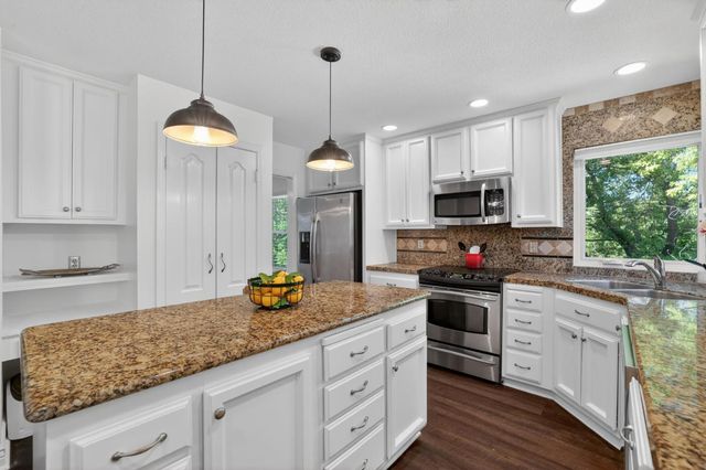 103 Randall Ct, Folsom, CA 95630