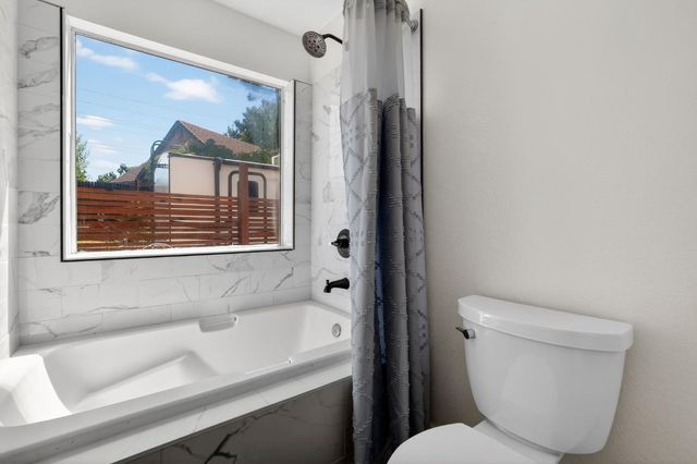 103 Randall Ct, Folsom, CA 95630