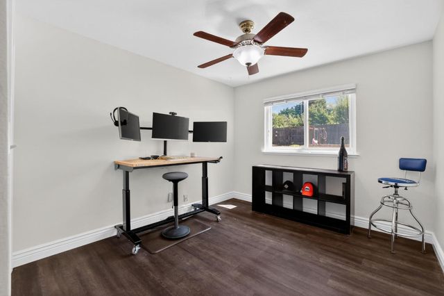 103 Randall Ct, Folsom, CA 95630