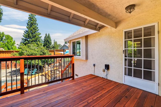 103 Randall Ct, Folsom, CA 95630