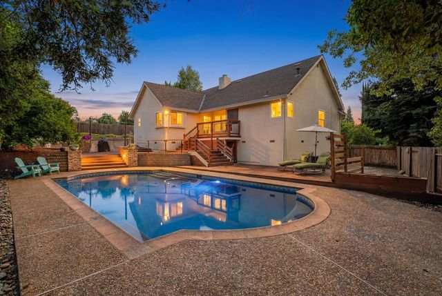 103 Randall Ct, Folsom, CA 95630