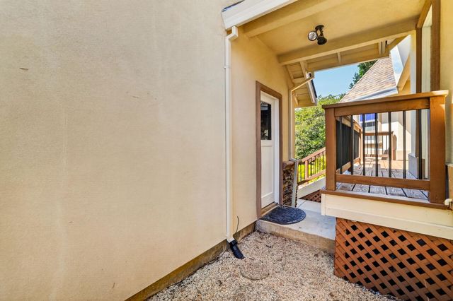 103 Randall Ct, Folsom, CA 95630