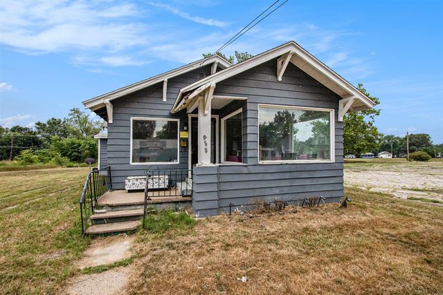 952 Pipestone, Benton Harbor, MI 49022