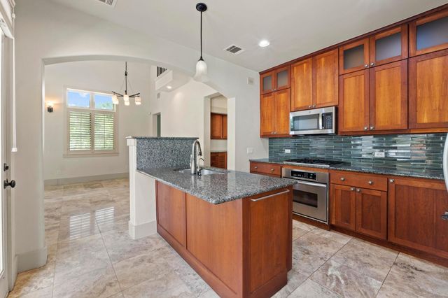 3810 Ridgelea DR A, Austin, TX 78731
