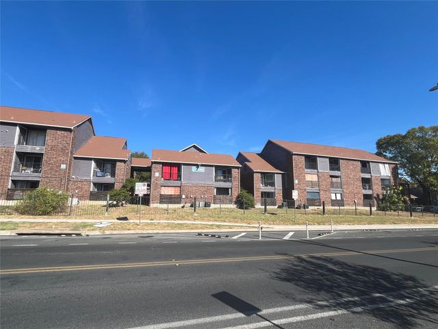 1840 Burton DR 184, Austin, TX 78741