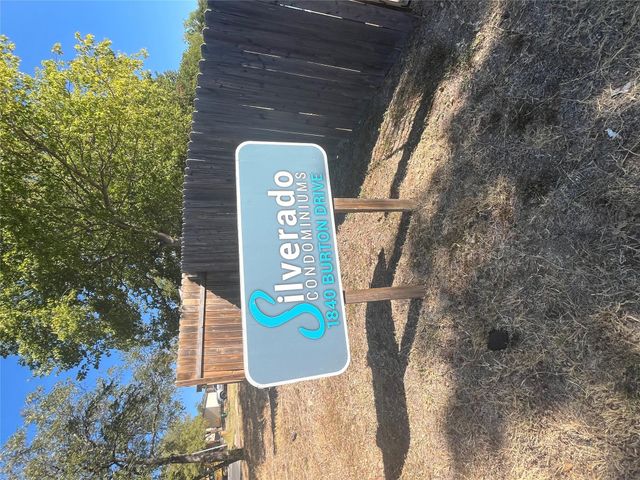 1840 Burton DR 184, Austin, TX 78741