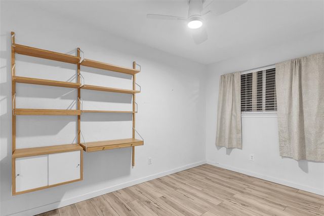 1840 Burton DR 184, Austin, TX 78741