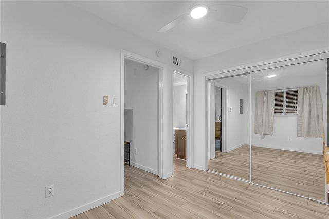 1840 Burton DR 184, Austin, TX 78741