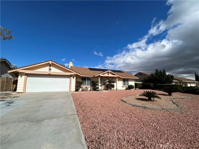 12734 Laurel Oak, Victorville, CA 92392