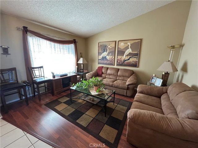 12734 Laurel Oak, Victorville, CA 92392