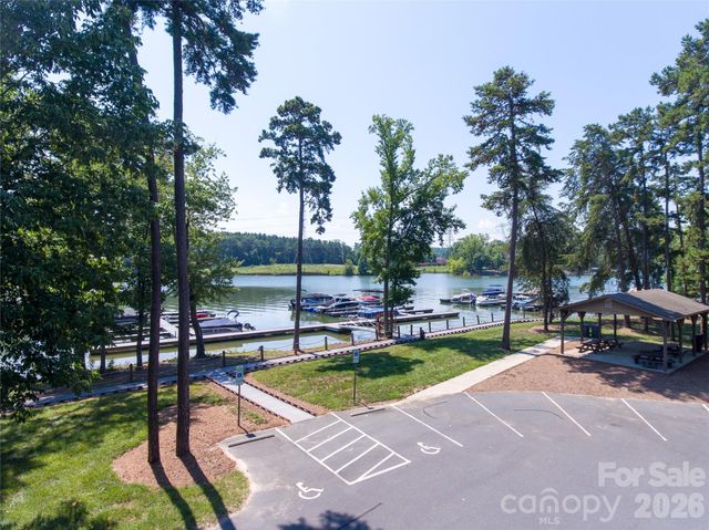 5017 Hermitage Court 202, Belmont, NC 28012
