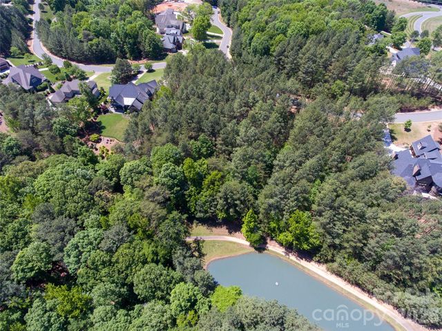 5017 Hermitage Court 202, Belmont, NC 28012