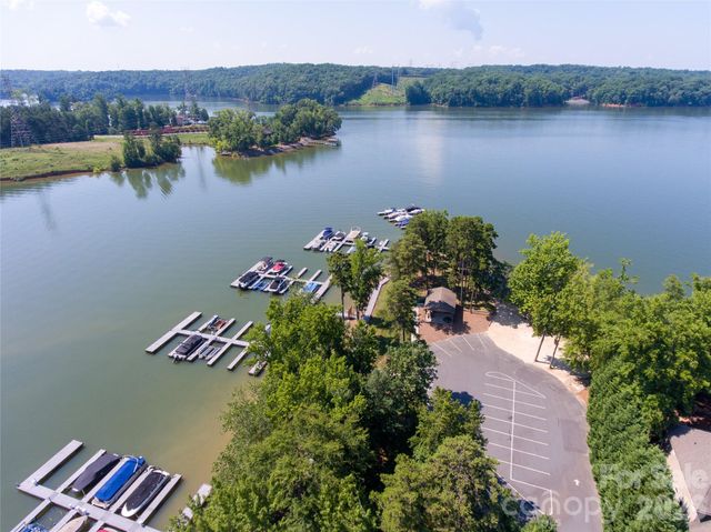 5017 Hermitage Court 202, Belmont, NC 28012