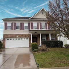3793 Stumpy Lake LN, Virginia Beach, VA 23456