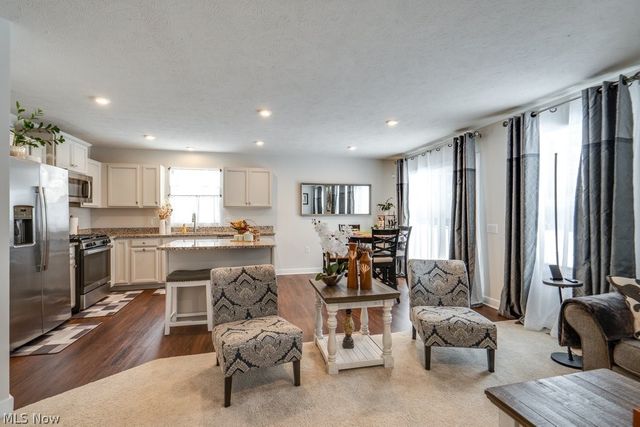 1595 Leslie Drive, Streetsboro, OH 44241